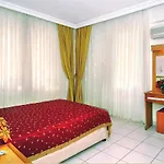 Hedef Kleopatra Golden Sun Hotel